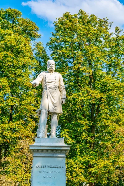 Statue of Kaiser Wilhelm in Wiesbaden, Germany — Stock Photo, Image