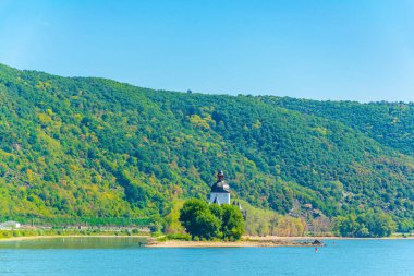 Bir gümrük checkpo olarak hizmet için kullanılan pfalzgrafenstein kale