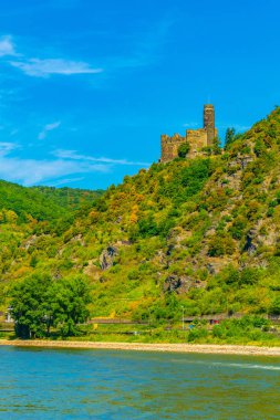 Burg maus Almanya 'da Rhein nehrine bakan