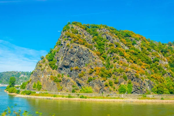 Lorelei szikla a folyó Rajna Németországban. — Stock Fotó