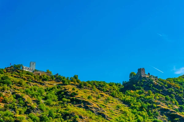 Burg Liebenstein mit Blick auf den Rhein — Stockfoto