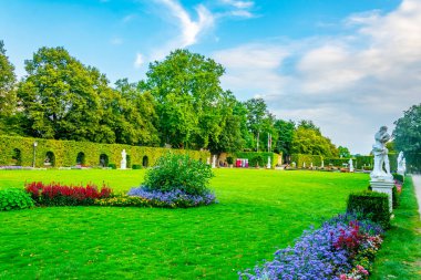Trier, Almanya electroal Saray önünde park
