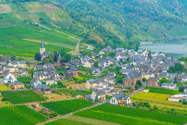 Aerial view of Ellenz-Poltersdorf from Burg Metternich, Germany — Stock Photo, Image
