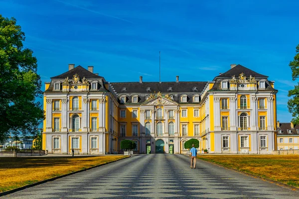Замок Брюль поблизу Кельна, Німеччина — стокове фото