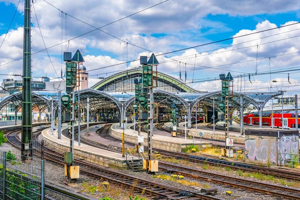 Tren İstasyonu-Köln, Almanya