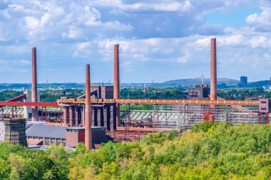 Essen, Almanya 'daki Zollverein sanayi kompleksinin havadan görünümü