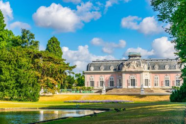 Düsseldorf, Almanya yakınındaki Benrath Sarayı
