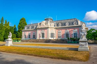 Düsseldorf, Almanya yakınındaki Benrath Sarayı