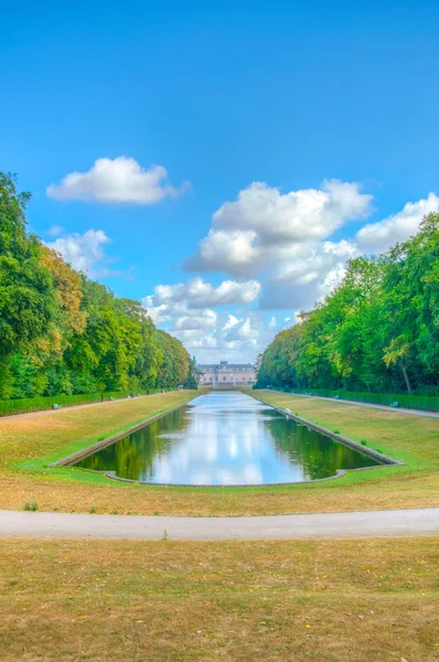 Benrath palats nära Düsseldorf, Tyskland — Stockfoto