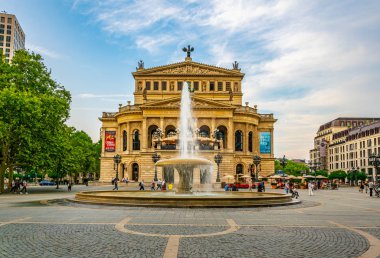 Frankfurt, Almanya, 17 Ağustos 2018: Insanlar yürüyüş