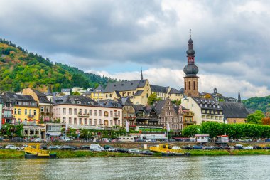 Cochem, Almanya, 15 Ağustos 2018: Almanya 'daki Cochem nehir kıyısı