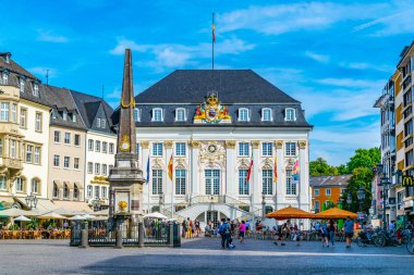 Bonn, Almanya, 12 Ağustos 2018: Marktplatz Bonn merkezinde
