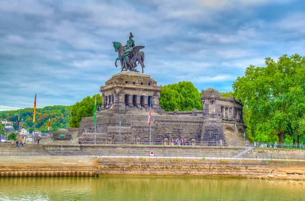 KOBLENZ, GERMANIA, 15 AGOSTO 2018: Memoriale dell'unità tedesca in K — Foto Stock