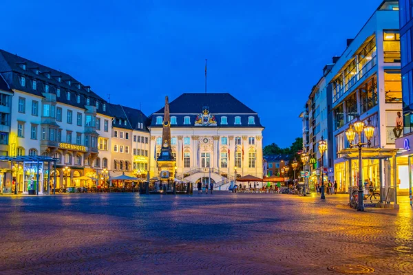 stock image BONN, GERMANY, AUGUST 12, 2018: Night view of Marktplatz in the 