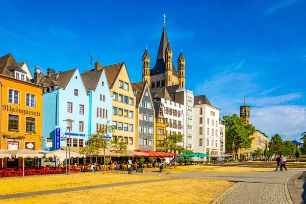 Кельн, Німеччина, 11 серпня, 2018: Fischmarkt квадратних і Сент-м — стокове фото