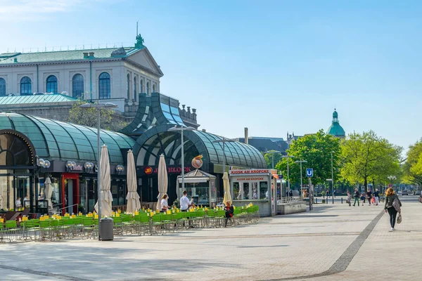 Hannover, Duitsland, 29 april 2018: zicht op Marketplace op Kröpc — Stockfoto