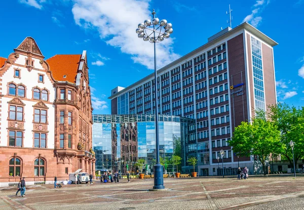 Dortmund, 30.04.2018: Blick auf den friedensplatz in der — Stockfoto