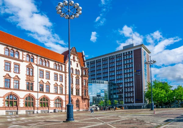Dortmund, Almanya, Nisan 30, 2018: Friedensplatz görünümü — Stok fotoğraf