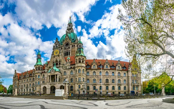 Nuevo ayuntamiento en Hannover, Alemania — Foto de Stock