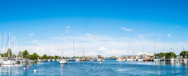 Kopenhag marinasına demirlemiş yatlar.