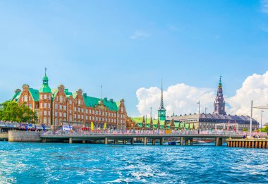 Slotsholmen Borsen ve Christiansborg slot sarayı, Kopenhag, Danimarka