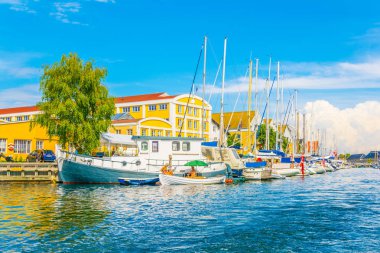 Kopenhag'ın merkezinde bir kanalın görünümü, Danimarka.