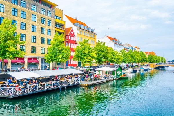 Vista de un canal en el centro de Copenhague, Dinamarca . —  Fotos de Stock