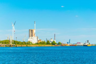 Bremen, Almanya'da bir sanayi limanıgörünümü.