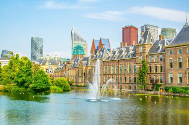 Lahey'deki Binnenhof Sarayı, Hollanda