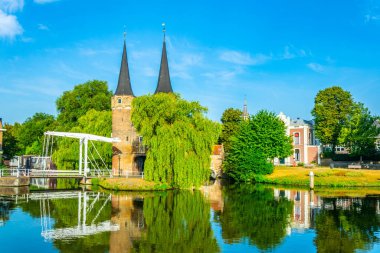 Hollanda'nın Delft şehrine giden Oostpoort kapısı, Hollanda