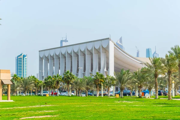 Εθνικό Κτίριο συναρμολόγησης στο Κουβέιτ. — Φωτογραφία Αρχείου