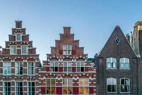 Classical facades of houses in Leiden, Netherlands — Stock Photo, Image