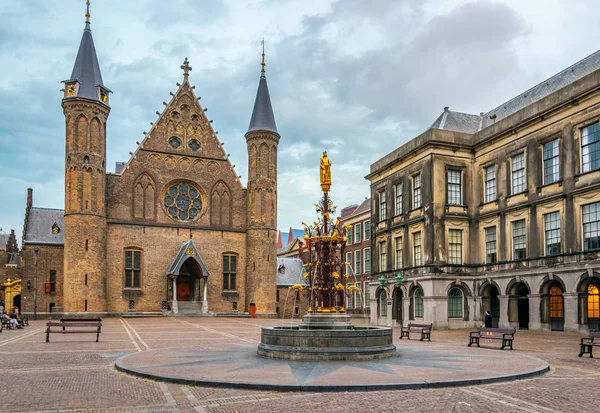 Cour intérieure du palais Binnenhof à La Haye, Pays-Bas — Photo