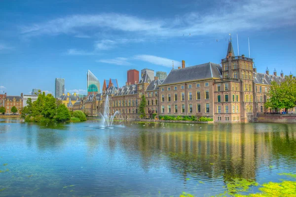 Palacio Binnenhof en La Haya, Países Bajos — Foto de Stock