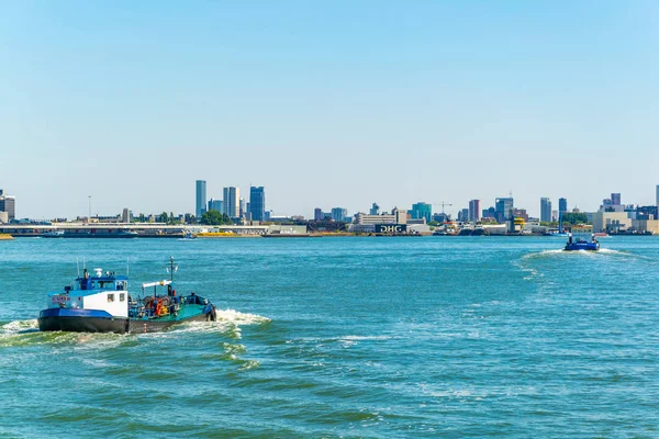 Riverside van New Maas in Rotterdam — Stockfoto