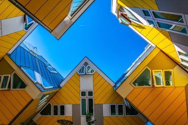 Ünlü küp evler Rotterdam, Hollanda
