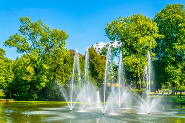 Breda Valkenberg parkta Çeşme, Hollanda