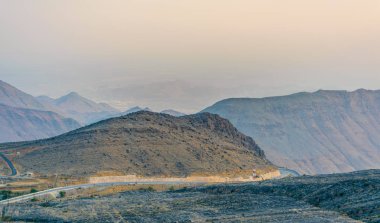 Umman'da Jebel Akhdar üzerinde gün batımı.