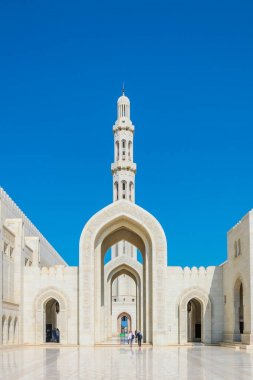 Muscat, Umman 'daki Sultan Qaboos Büyük Camii. 