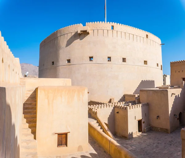 Fortaleza de Nizwa em Omã . — Fotografia de Stock