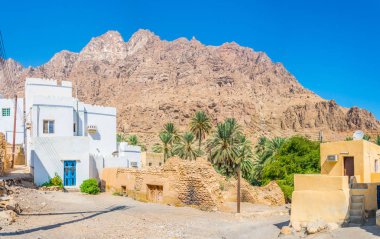 Umman wadi tiwi bir köy görünümü.