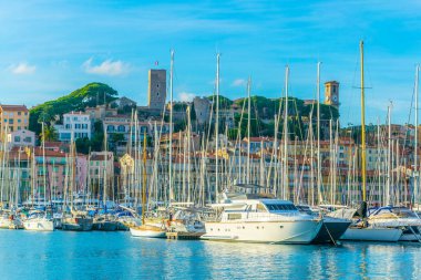 Bağlantı noktası, Cannes, Fransa