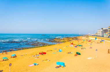 Porto yakınlarındaki Carneiro ve dos ingleses plajları, Portekiz.