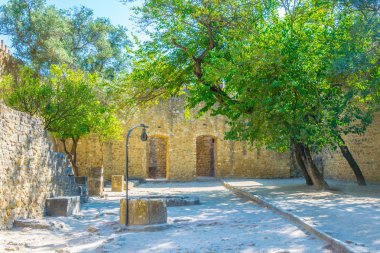 Lizbon, Portekiz'deki aziz George Kalesi'nin iç kısmı.