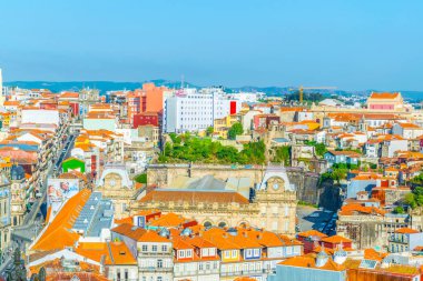 Porto Portekiz, 5 Eylül 2016: Portekiz'deki torre dos clerigos'tan Porto'nun havadan görünümü.