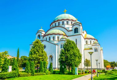 Sırbistan 'ın Belgrad kentindeki Aziz Sava katedralinin manzarası