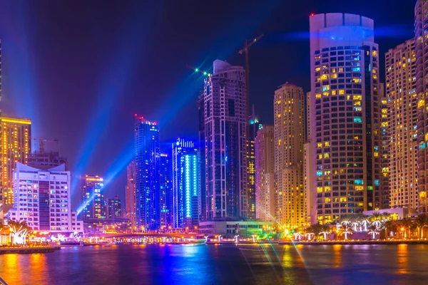 Dubai Marina la nuit, EAU — Photo