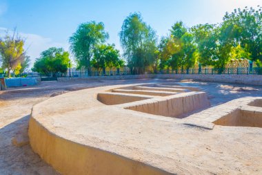 Al Ain, Bae'deki UNESCO'ya kayıtlı Hili arkeoloji parkında kazılan antik bir anıtın görünümü.