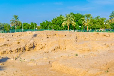 Al Ain, Bae'deki UNESCO'ya kayıtlı Hili arkeoloji parkında kazılan antik bir anıtın görünümü.