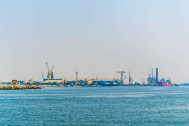 Ajman, Bae sanayi limanıgörünümü